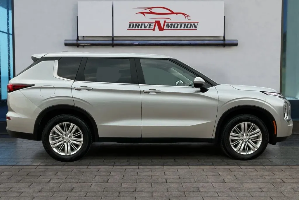 Another view of 2023 Mitsubishi Outlander ES Sport Utility 4D for sale in Greeley, CO at Drive N-Motion Greeley