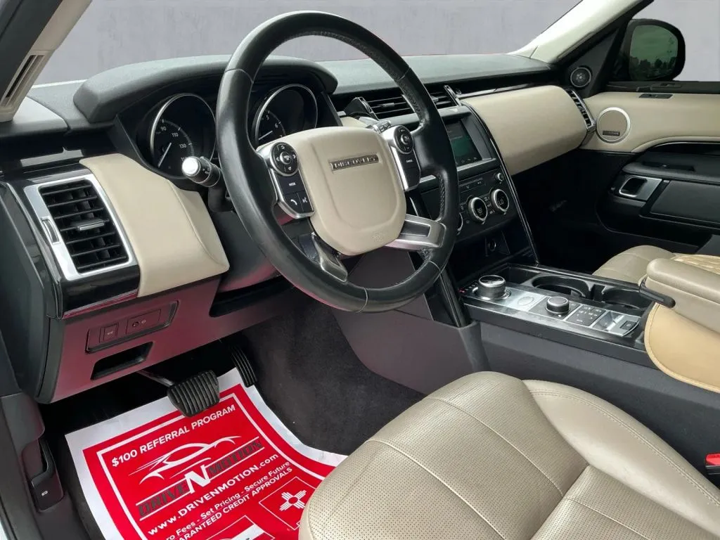 Land Rover Discovery photo 13