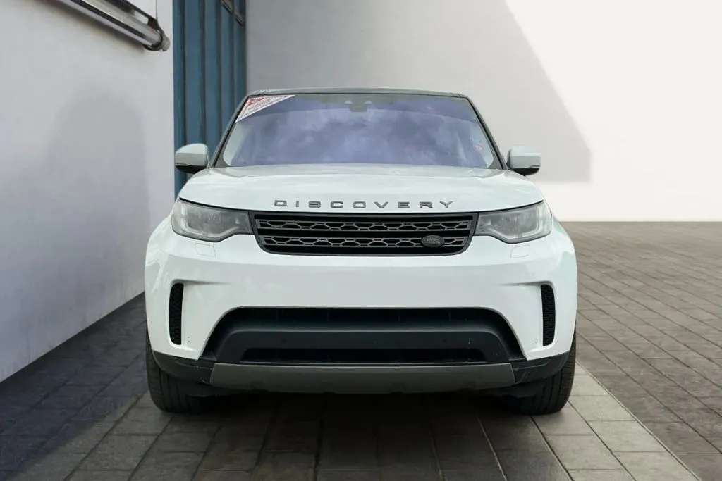 Land Rover Discovery photo 8