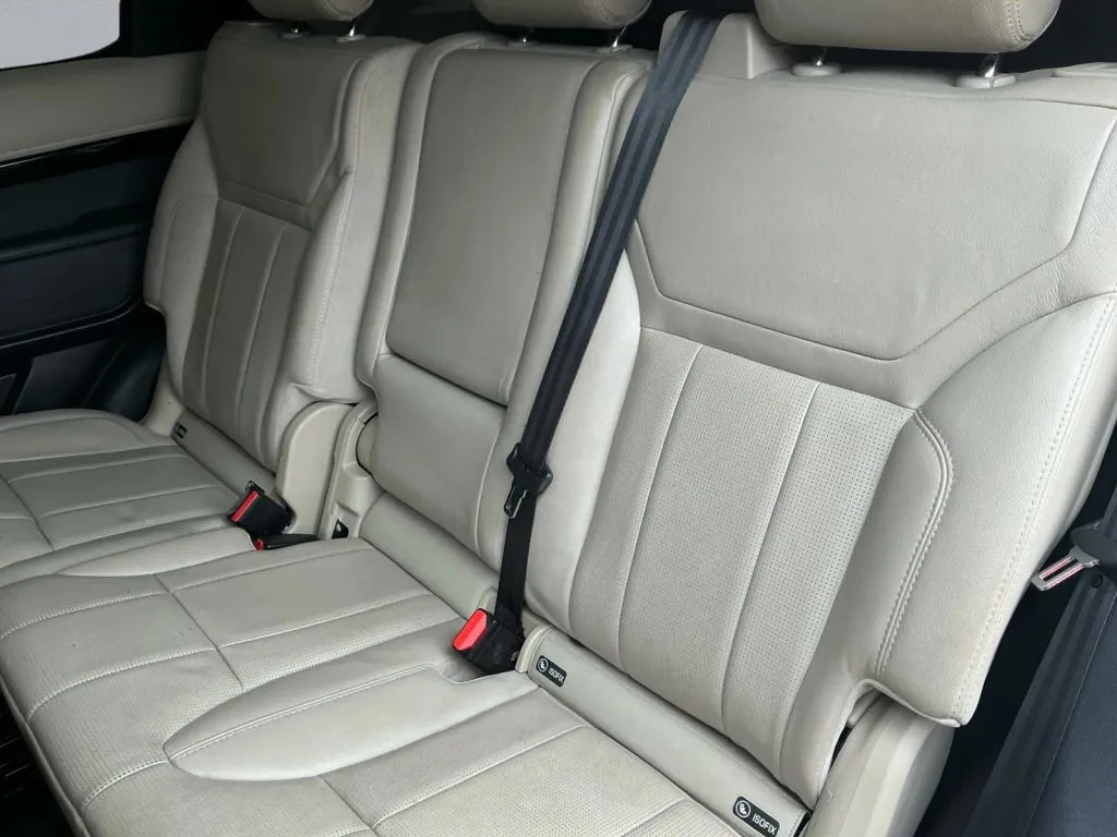 Land Rover Discovery photo 15