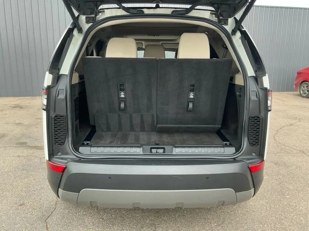 Land Rover Discovery photo 20
