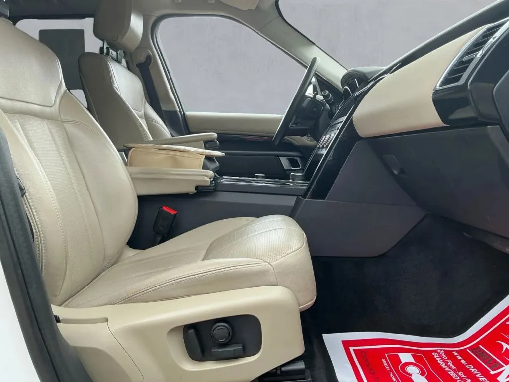Land Rover Discovery photo 22