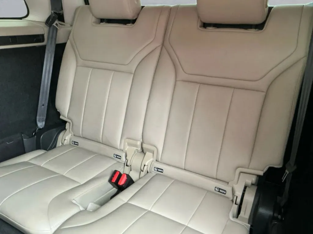 Land Rover Discovery photo 17