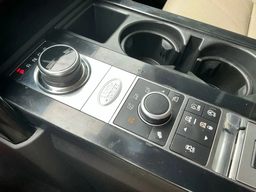 Land Rover Discovery photo 35