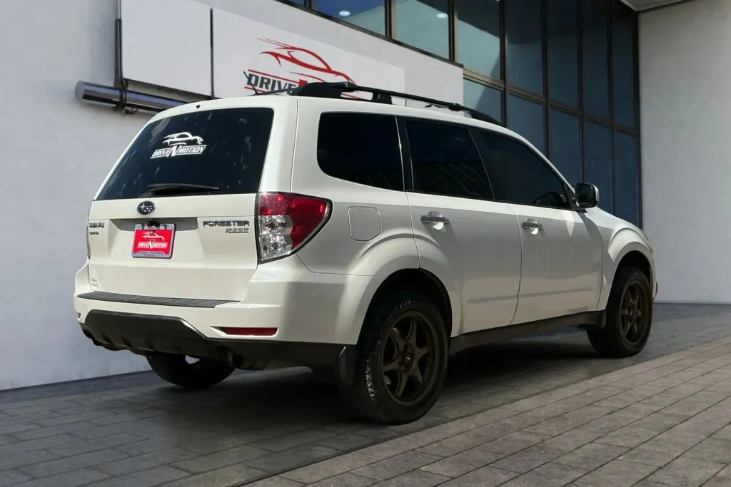 More photos of 2013 Subaru Forester 2.5X Premium Sport Utility 4D at Drive N-Motion Greeley, CO