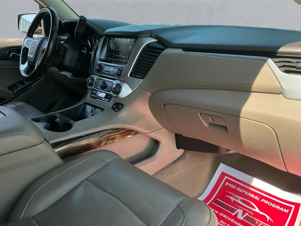 GMC Yukon photo 21