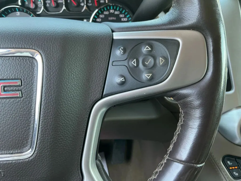 GMC Yukon photo 29