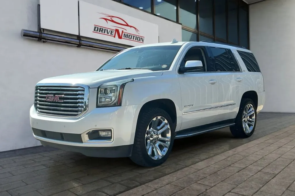 GMC Yukon photo 8