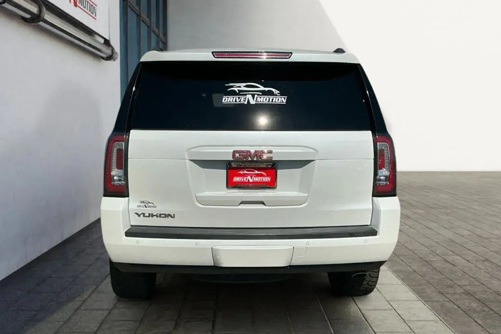 More photos of 2018 GMC Yukon SLT Sport Utility 4D at Drive N-Motion Greeley, CO