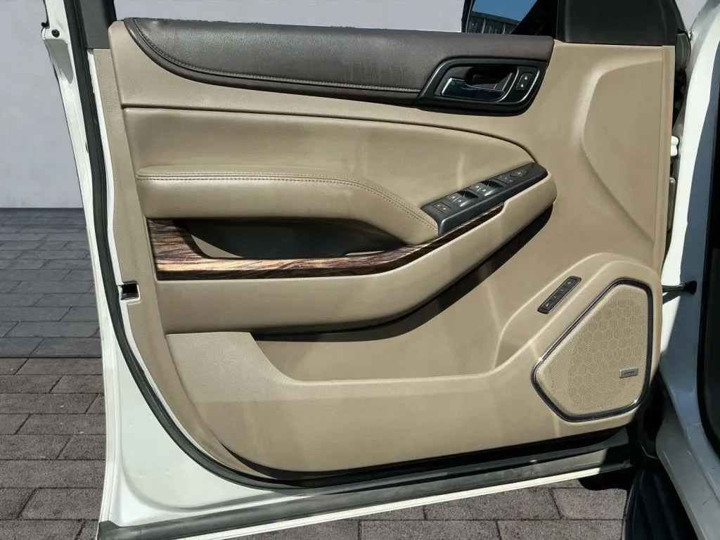 GMC Yukon photo 10
