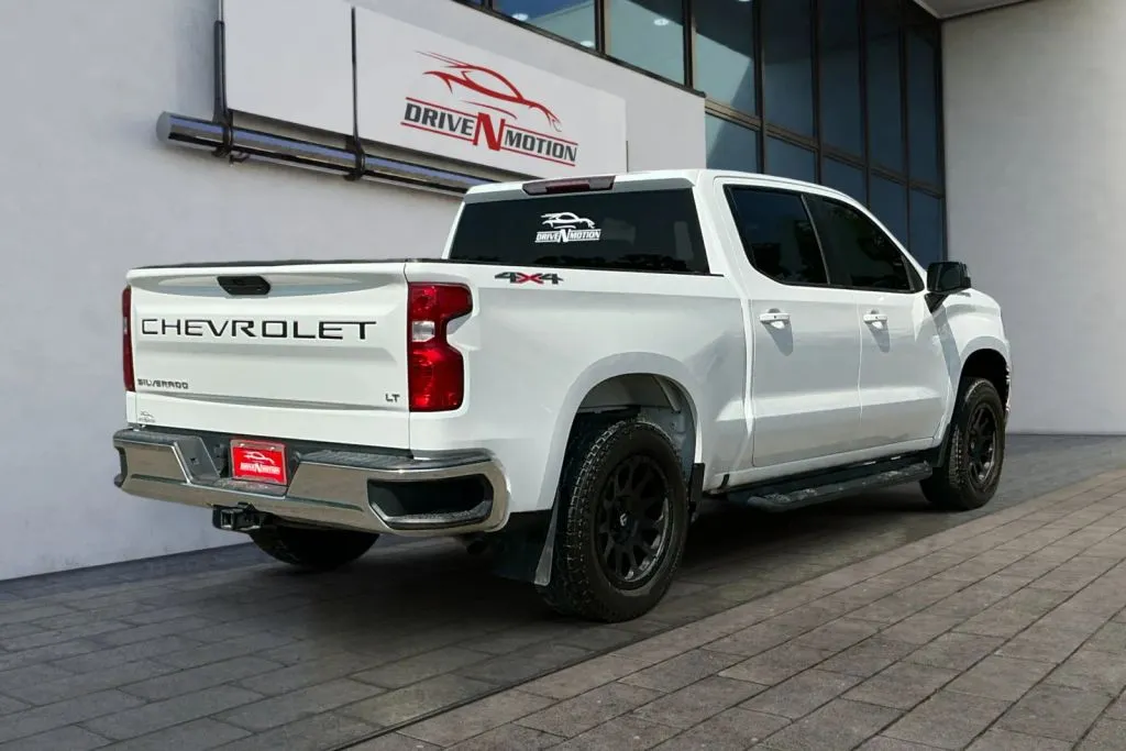 More photos of 2019 Chevrolet Silverado 1500 Crew Cab LT Pickup 4D 5 3/4 ft at Drive N-Motion Greeley, CO