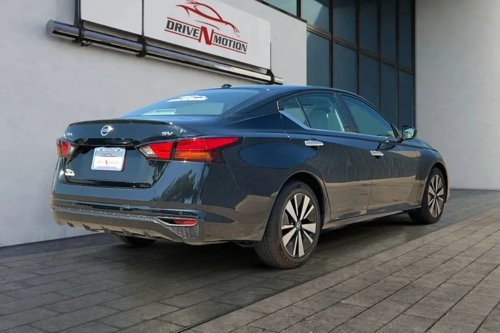 More photos of 2021 Nissan Altima 2.5 SV Sedan 4D at Drive N-Motion Greeley, CO