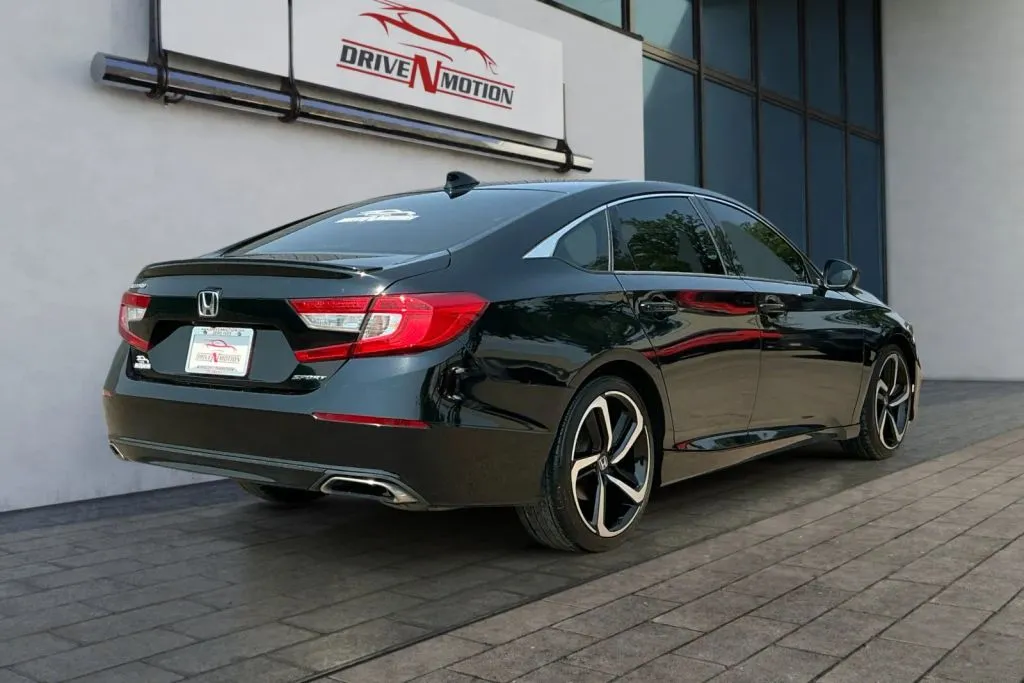 More photos of 2018 Honda Accord Sport Sedan 4D at Drive N-Motion Greeley, CO