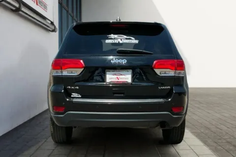 More photos of 2017 Jeep Grand Cherokee Laredo Sport Utility 4D at Drive N-Motion Greeley, CO
