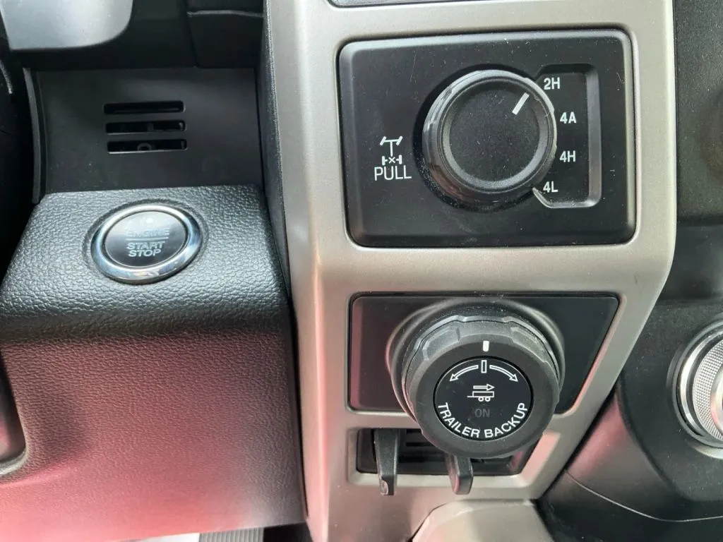 Ford F-150 photo 37