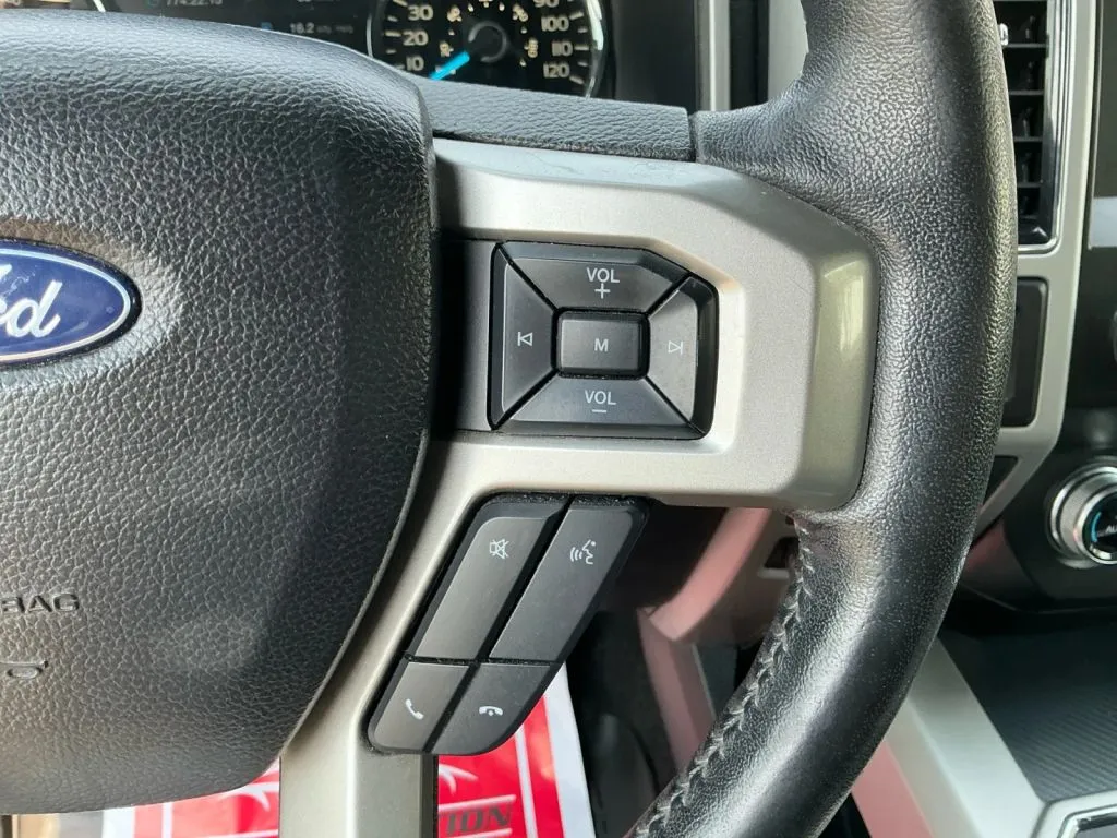 Ford F-150 photo 30