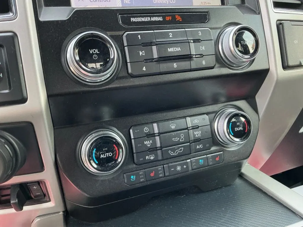 Ford F-150 photo 35