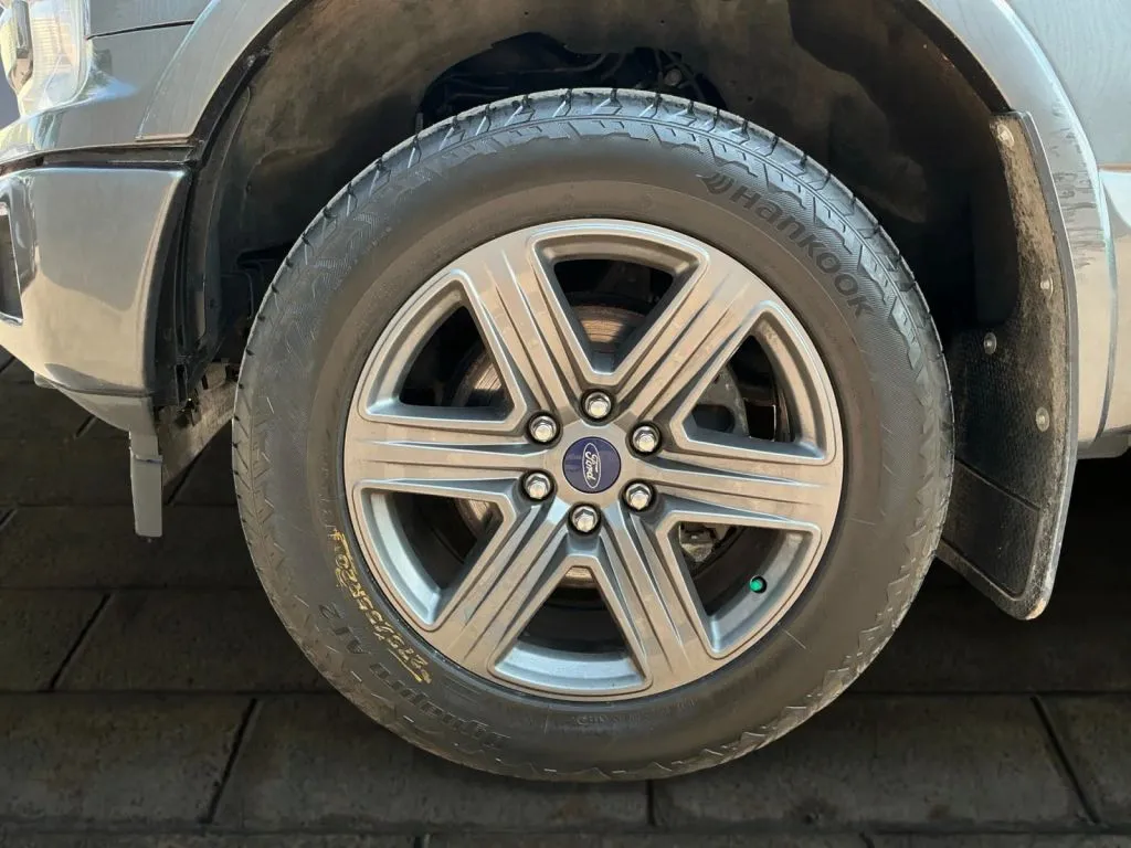 Ford F-150 photo 26