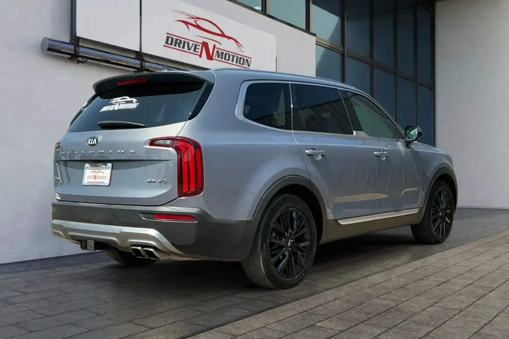 More photos of 2021 Kia Telluride SX Sport Utility 4D at Drive N-Motion Greeley, CO