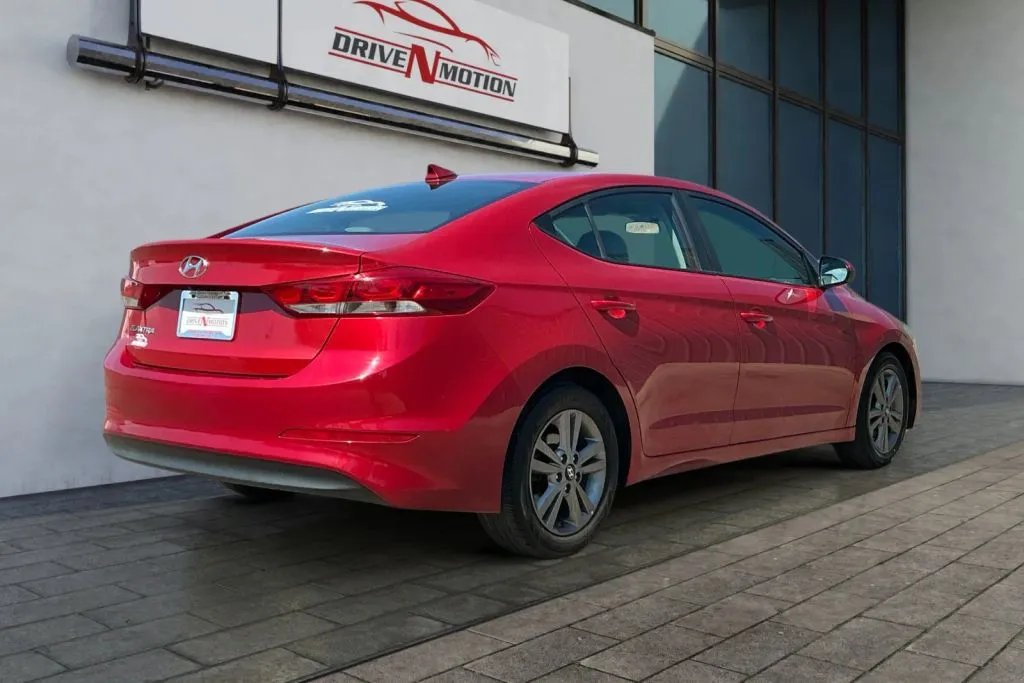 More photos of 2018 Hyundai Elantra SEL Sedan 4D at Drive N-Motion Greeley, CO