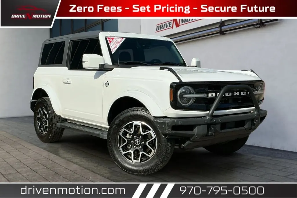 White 2022 Ford Bronco Outer Banks Sport Utility 2D for sale in Greeley, CO