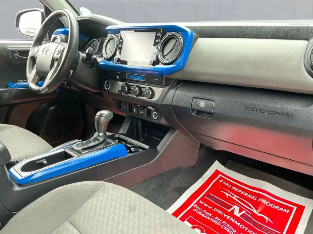 2023 Toyota Tacoma SR5 - Photo 20