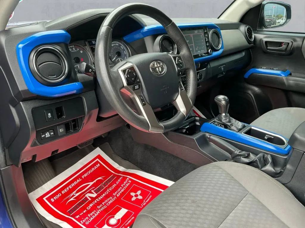 2023 Toyota Tacoma SR5 - Photo 13