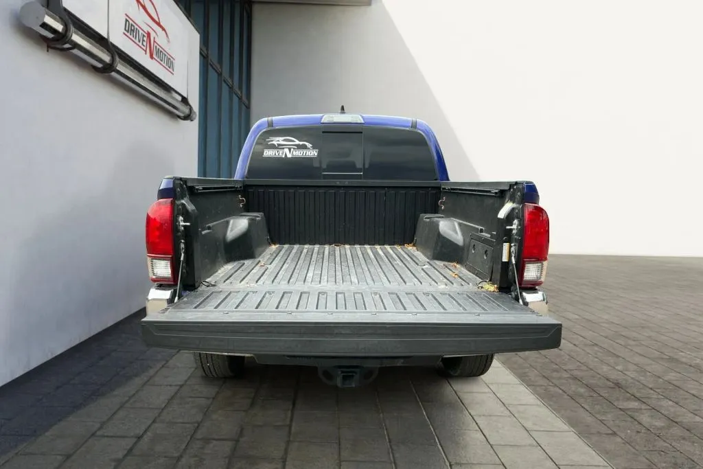 2023 Toyota Tacoma SR5 - Photo 19