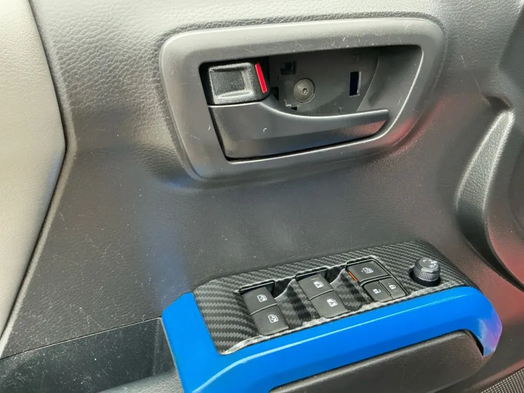 2023 Toyota Tacoma SR5 - Photo 11