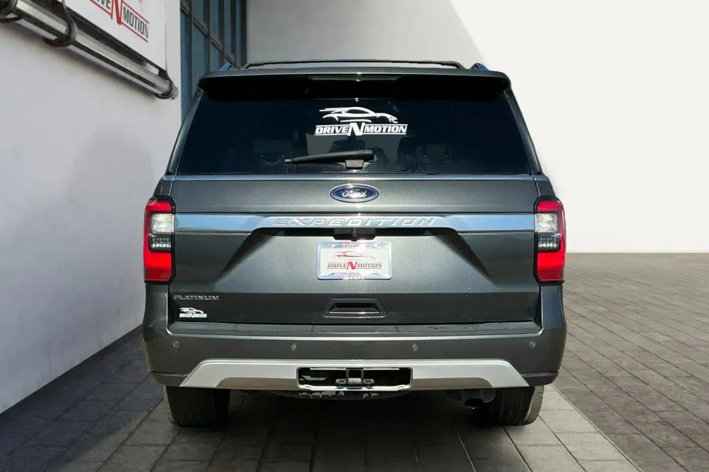 More photos of 2020 Ford Expedition Platinum Sport Utility 4D at Drive N-Motion Greeley, CO