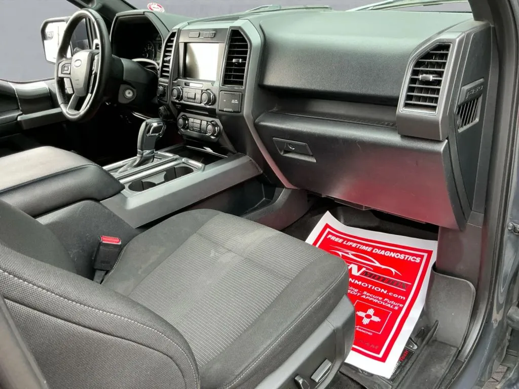 Ford F-150 photo 21