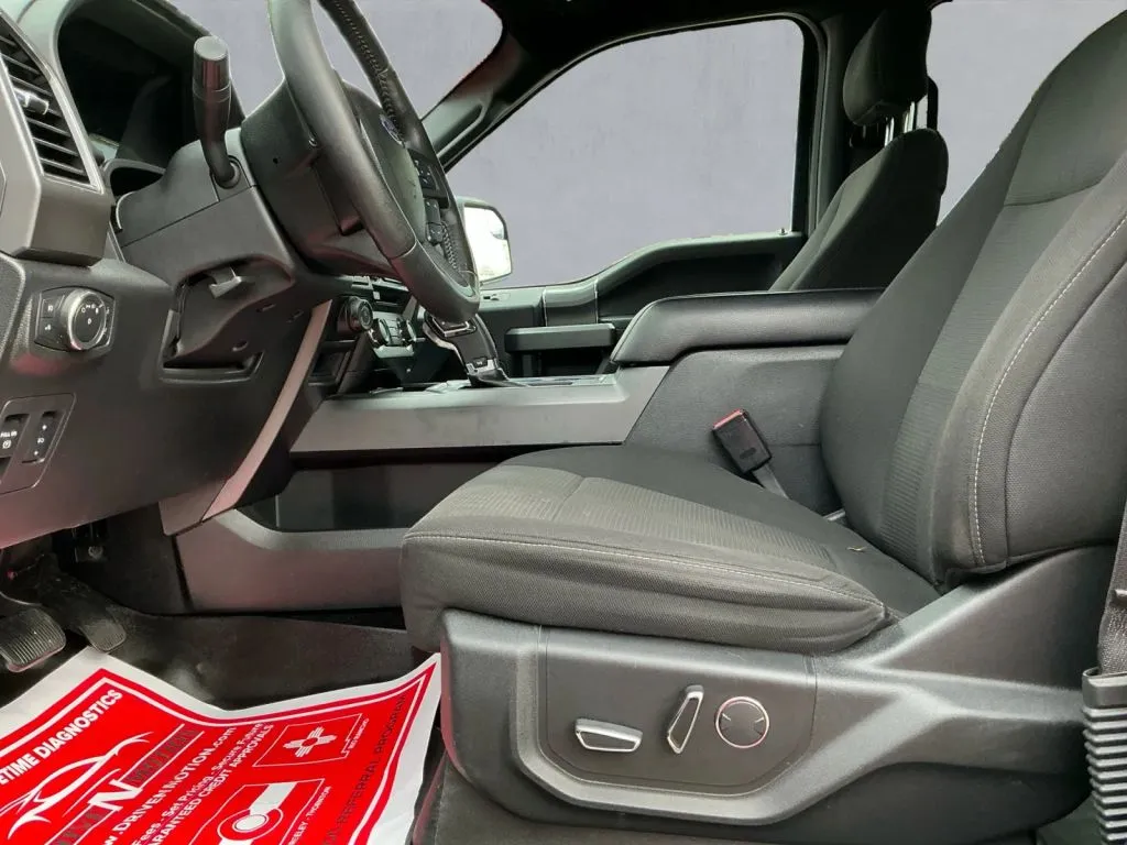 Ford F-150 photo 12