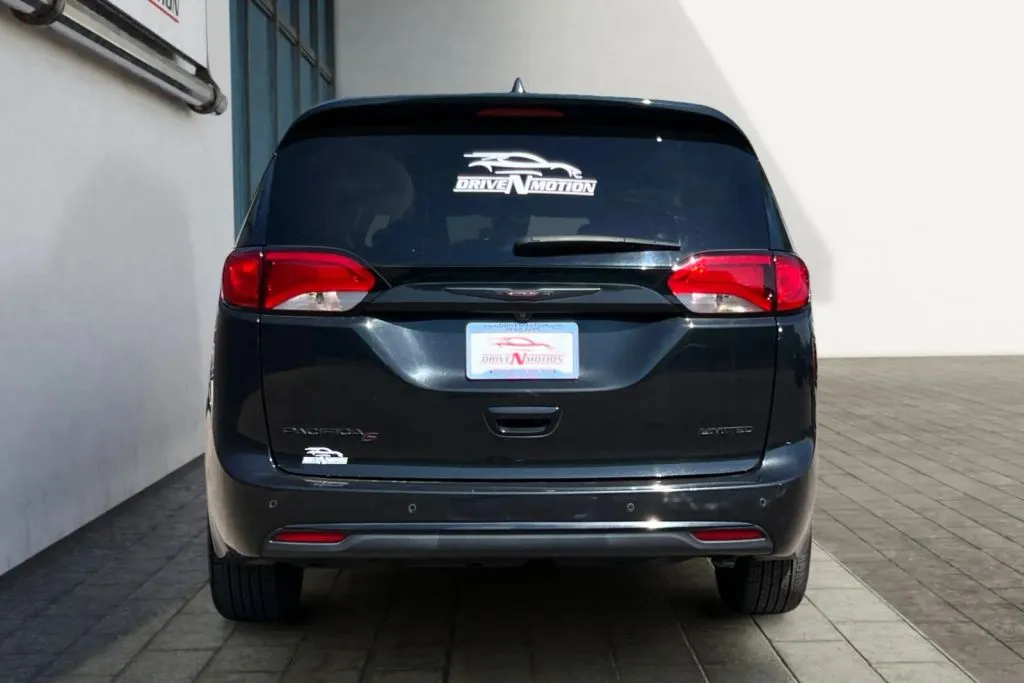 More photos of 2020 Chrysler Pacifica Red S Minivan 4D at Drive N-Motion Greeley, CO