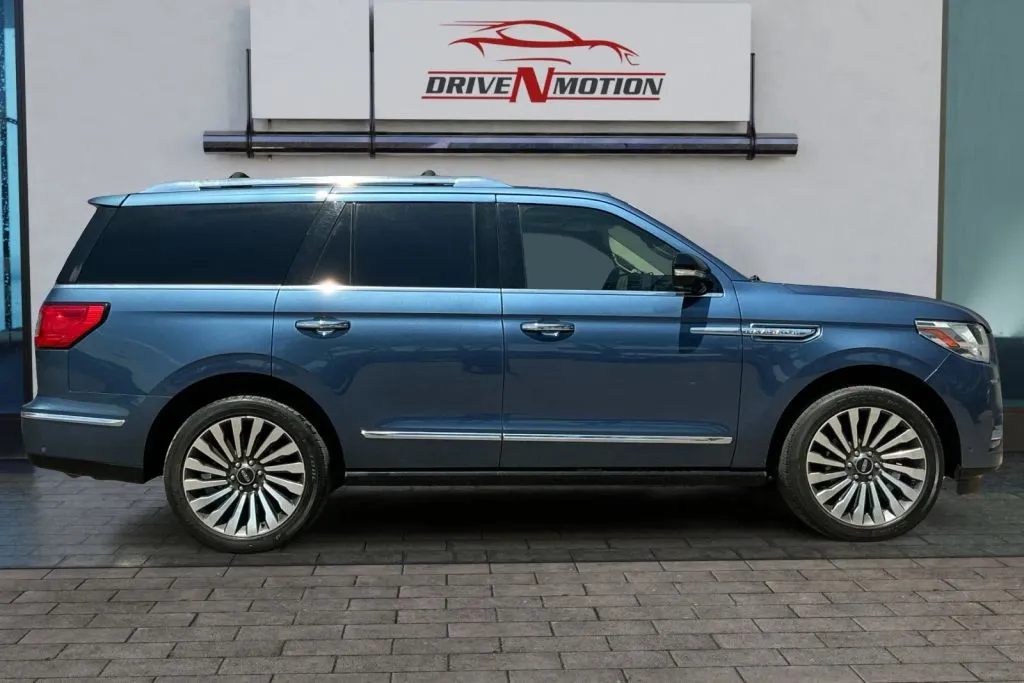 Another view of 2019 Lincoln Navigator Reserve Sport Utility 4D for sale in Greeley, CO at Drive N-Motion Greeley