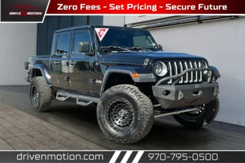 Black 2020 Jeep Gladiator Overland Pickup 4D 5 ft for sale in Greeley, CO