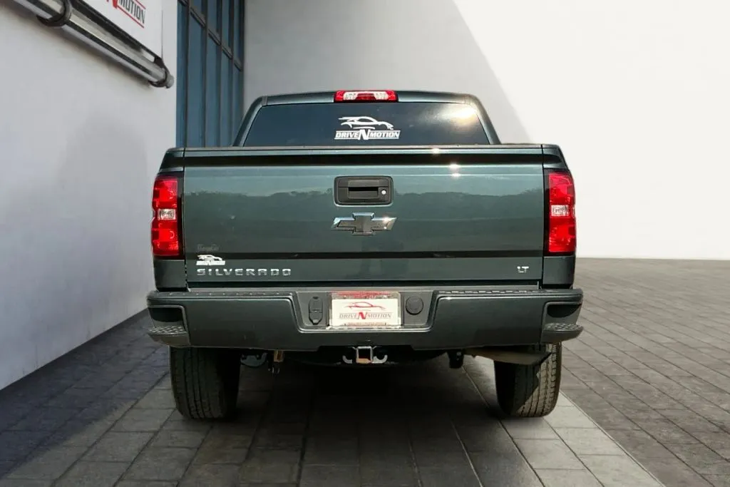 More photos of 2017 Chevrolet Silverado 1500 Crew Cab Z71 LT Pickup 4D 5 3/4 ft at Drive N-Motion Greeley, CO
