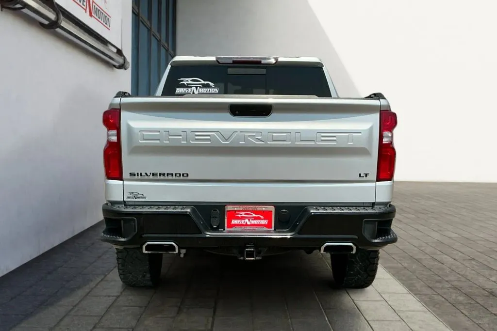 More photos of 2020 Chevrolet Silverado 1500 Crew Cab LT Trail Boss Pickup 4D 5 3/4 ft at Drive N-Motion Greeley, CO
