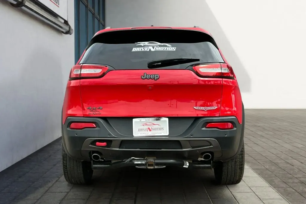 More photos of 2017 Jeep Cherokee TrailHawk Sport Utility 4D at Drive N-Motion Greeley, CO