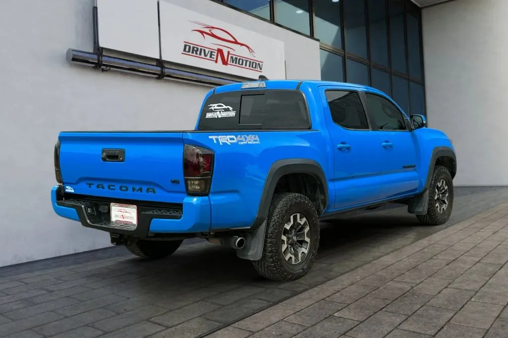 More photos of 2020 Toyota Tacoma Double Cab TRD Off-Road Pickup 4D 5 ft at Drive N-Motion Greeley, CO