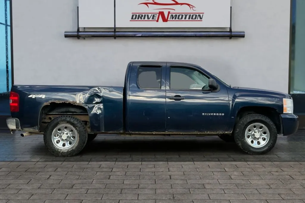 More photos of 2011 Chevrolet Silverado 1500 Extended Cab LT Pickup 4D 6 1/2 ft at Drive N-Motion Greeley, CO