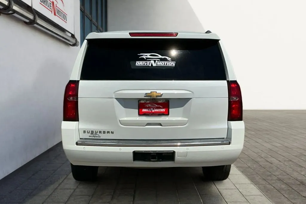 More photos of 2016 Chevrolet Suburban LTZ Sport Utility 4D at Drive N-Motion Greeley, CO