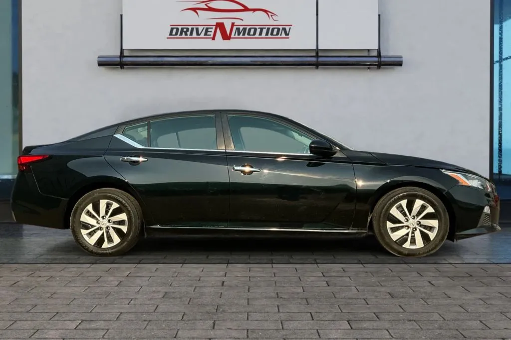 Another view of 2021 Nissan Altima 2.5 S Sedan 4D for sale in Greeley, CO at Drive N-Motion Greeley