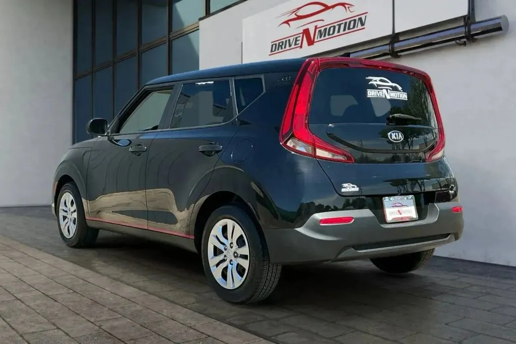 More photos of 2020 Kia Soul LX Wagon 4D at Drive N-Motion Greeley, CO