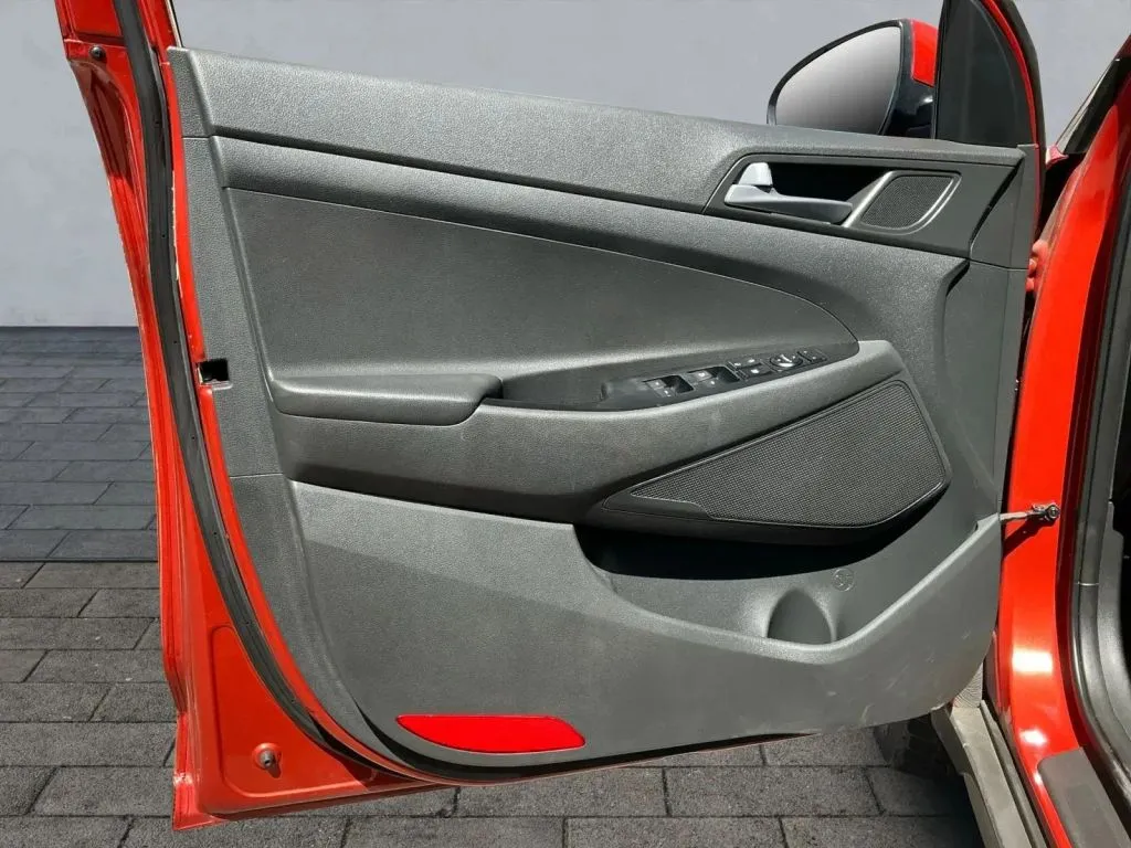 2017 Hyundai Tucson SE - Photo 9