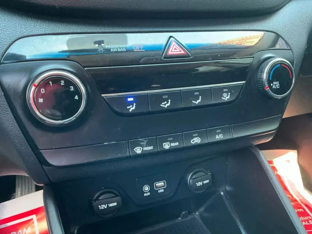2017 Hyundai Tucson SE - Photo 30