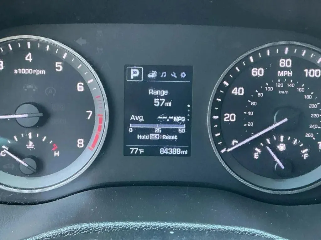 2017 Hyundai Tucson SE - Photo 25