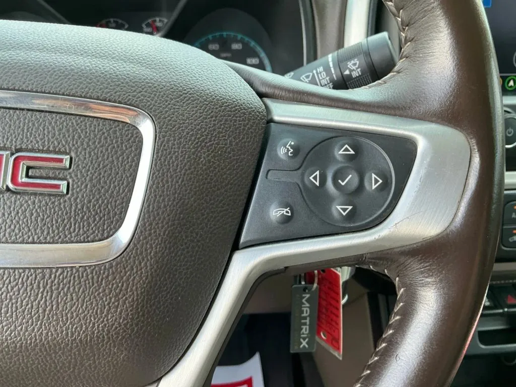 GMC Canyon photo 28