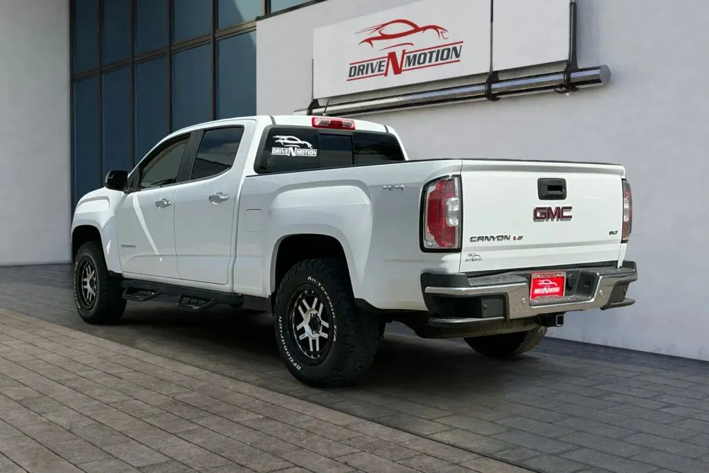 GMC Canyon photo 6