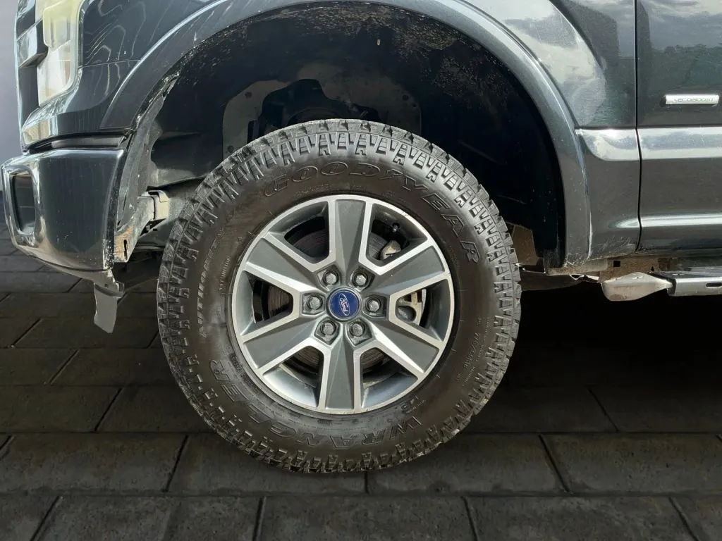 Ford F-150 photo 24