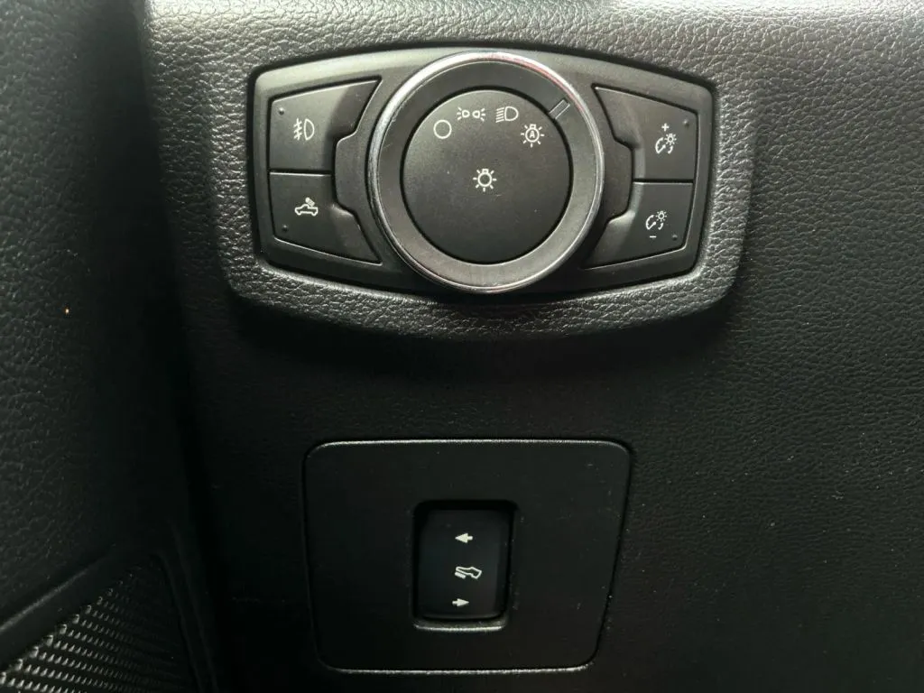 Ford F-150 photo 34